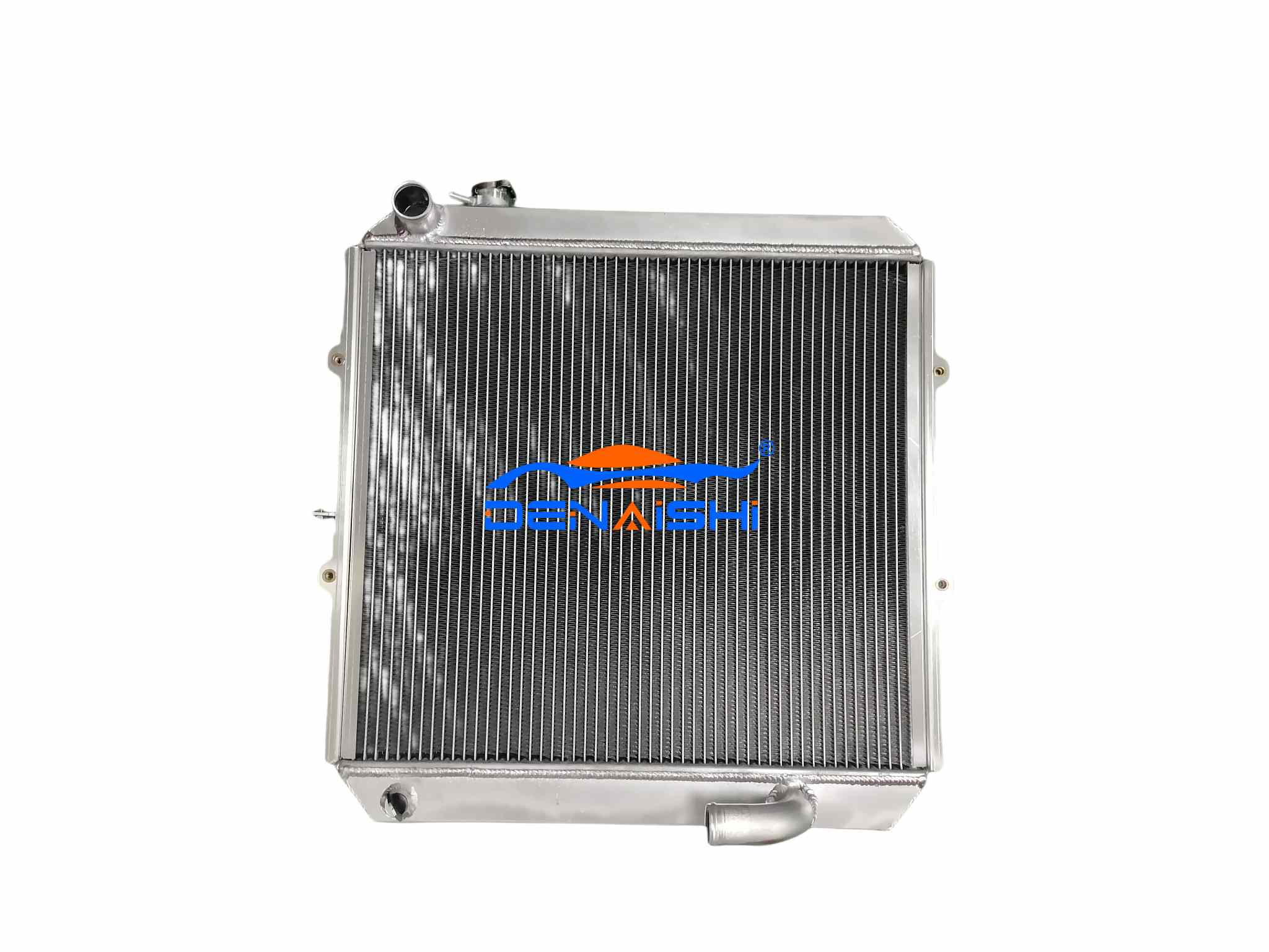 Toyota Hilux 2.4 mt üçün radiator